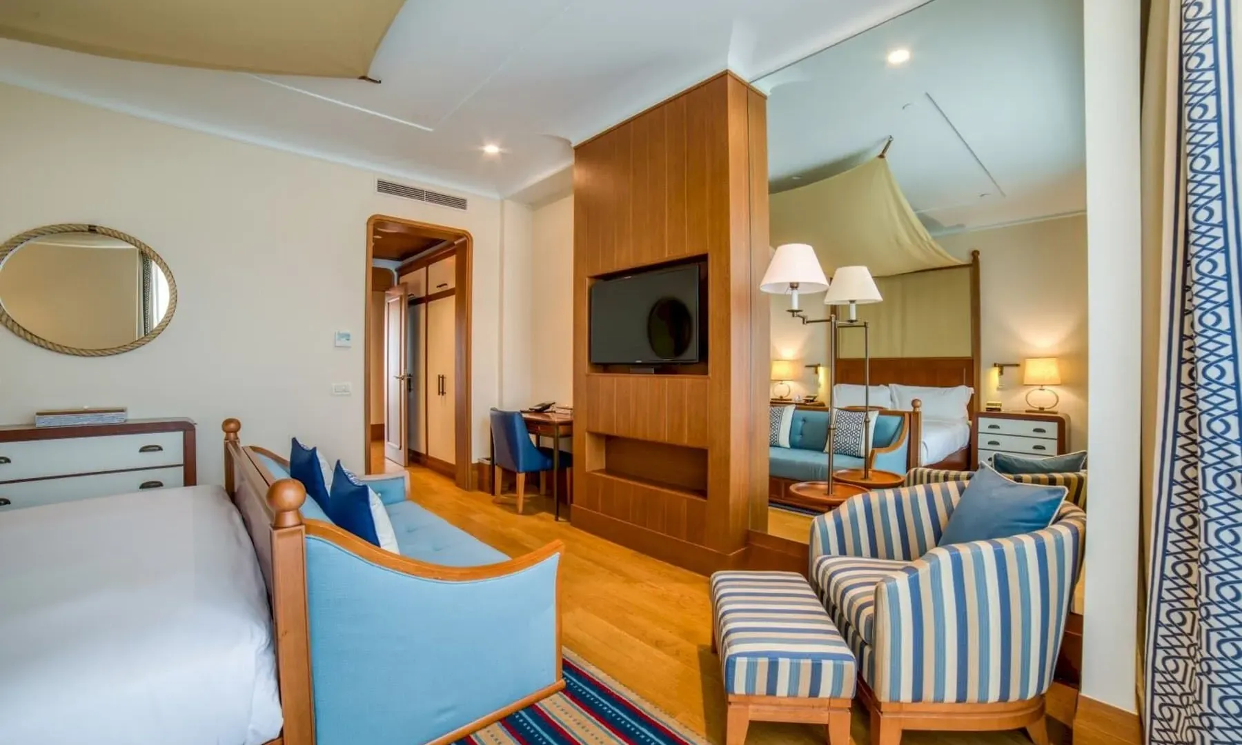 Sale, four bedroom apartment, 600m², Porto Montenegro, Tivat