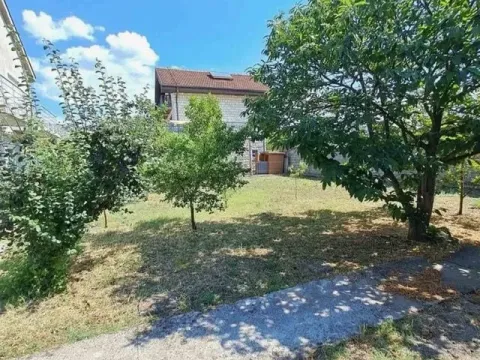 Rent, house, 130m², Tološi, Podgorica - image 7