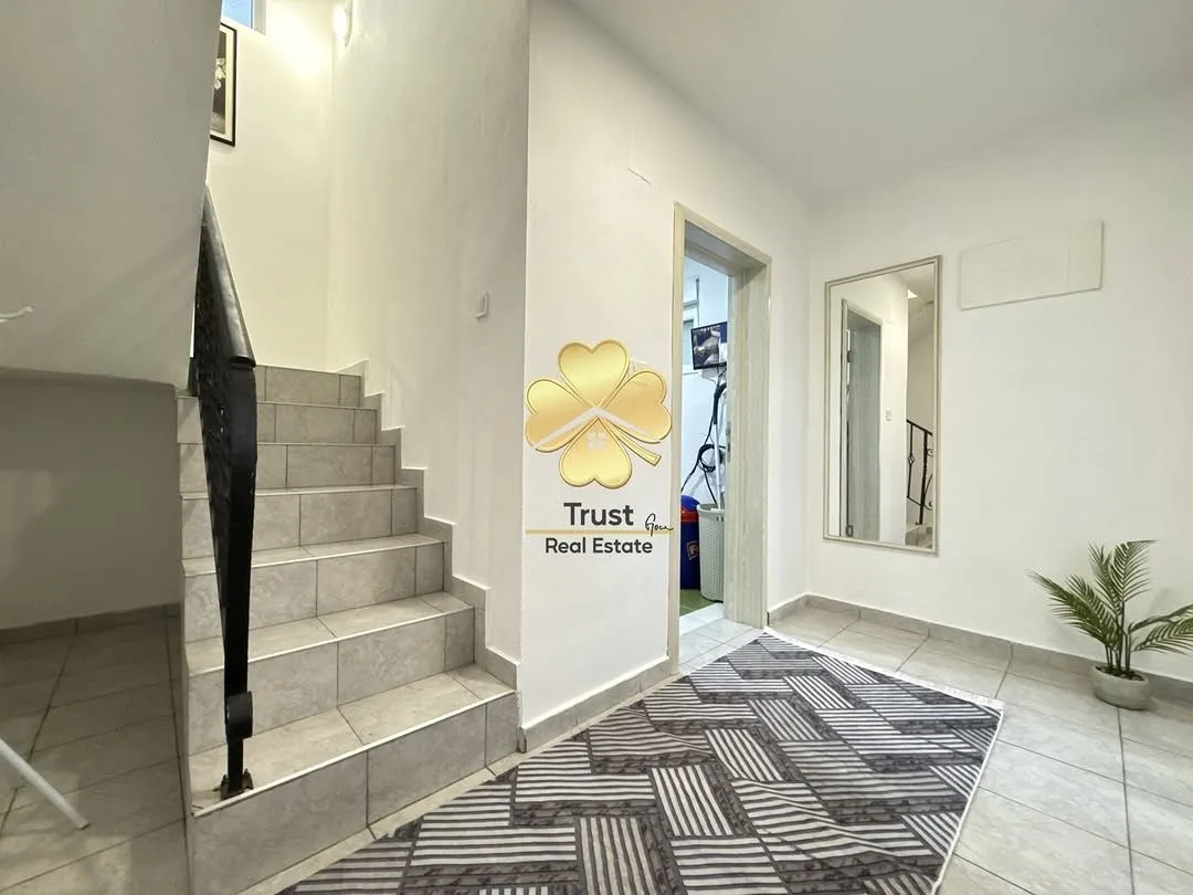 Izdavanje, kuća, 150m², Masline, Podgorica