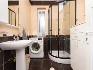 Izdavanje, dvosoban stan, 110m², Centar, Podgorica - image 8