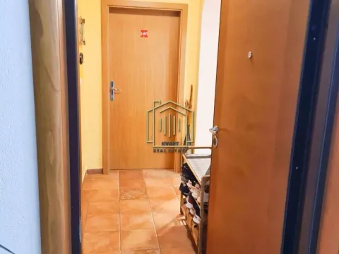 Prodaja, jednosoban stan, 47m², Stari Aerodrom, Podgorica - image 5