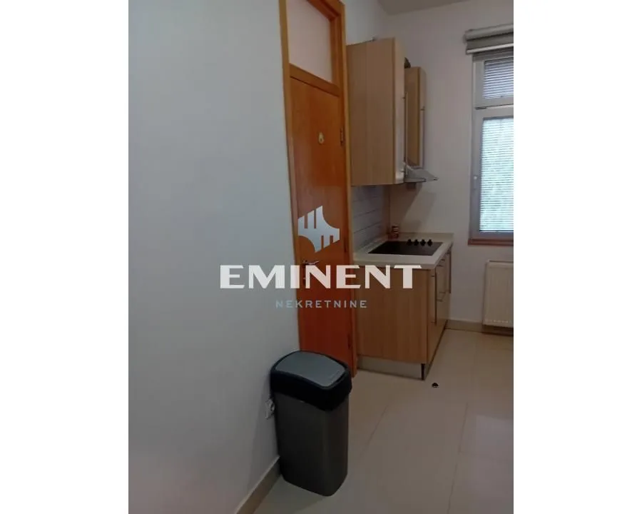 Rent, three bedroom apartment, 98m², Savski Venac, Beograd
