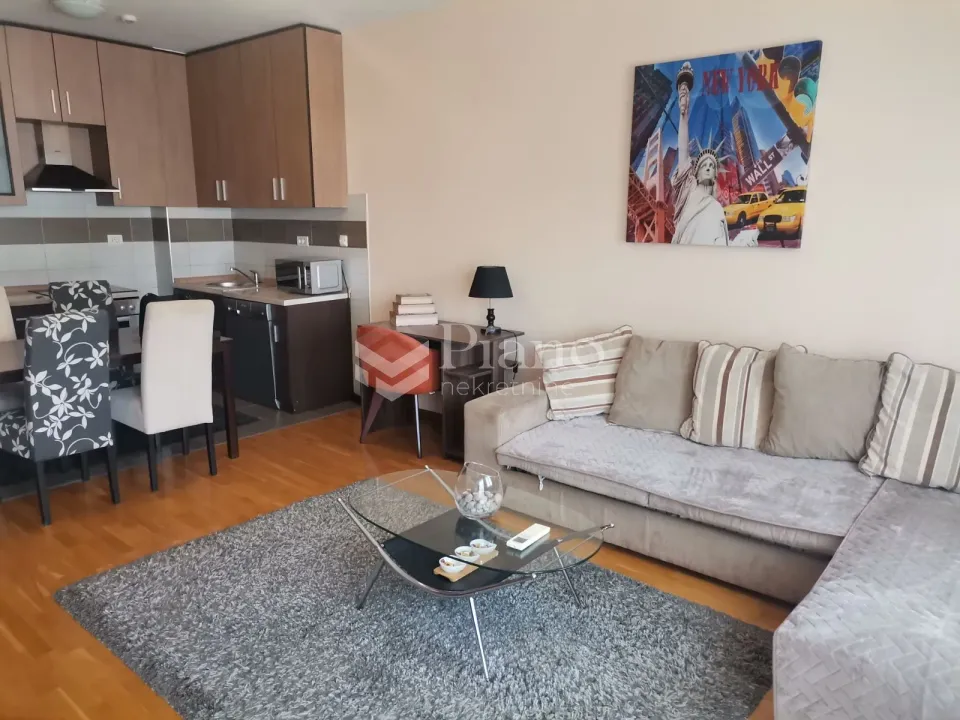 Rent, one bedroom apartment, 51m², City Kvart, Podgorica