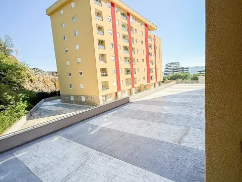 Prodaja, jednosoban stan, 46m², Bečići, Budva - image 9