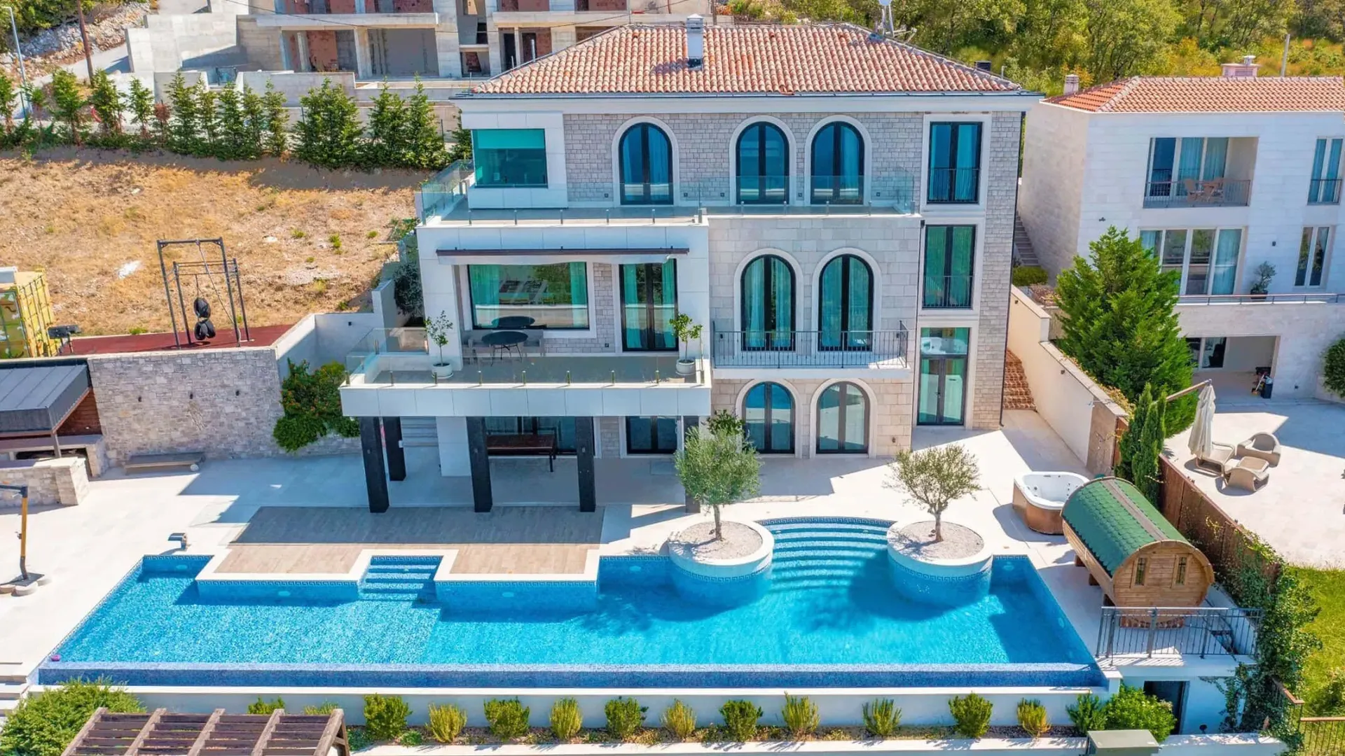 Sale, house, 496m², Blizikuće, Budva