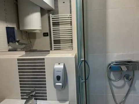 Izdavanje, poslovni prostor, 145m², Južni Bulevar, Vračar Sve Podlokacije - image 18