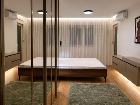 Rent, two bedroom apartment, 108m², Central Point, Podgorica - image 11