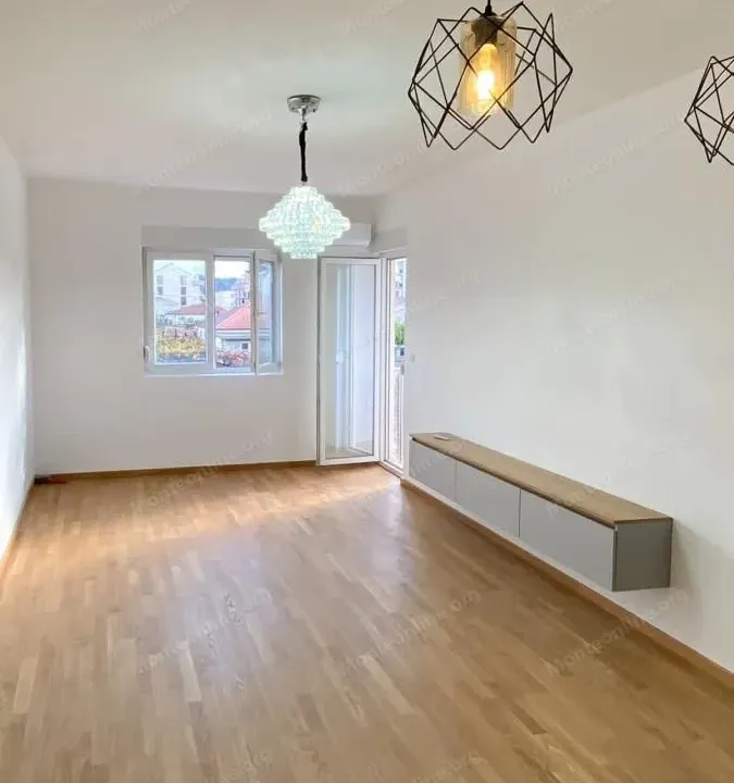 Prodaja, jednosoban stan, 48m², Zabjelo, Podgorica