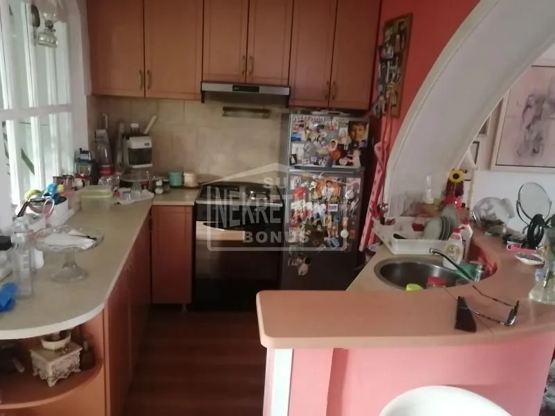 Prodaja, četvorosoban stan, 94m², Centar, Subotica