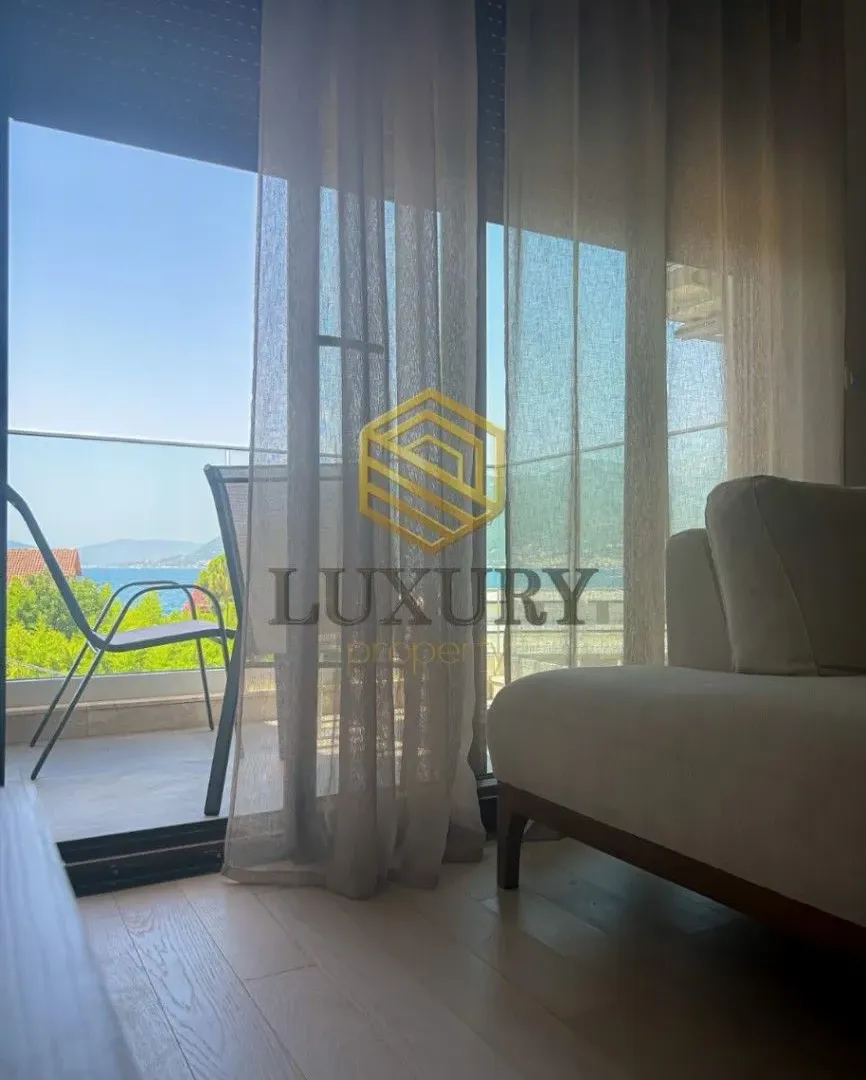 Rent, apartment, 71m², Donja Lastva, Tivat