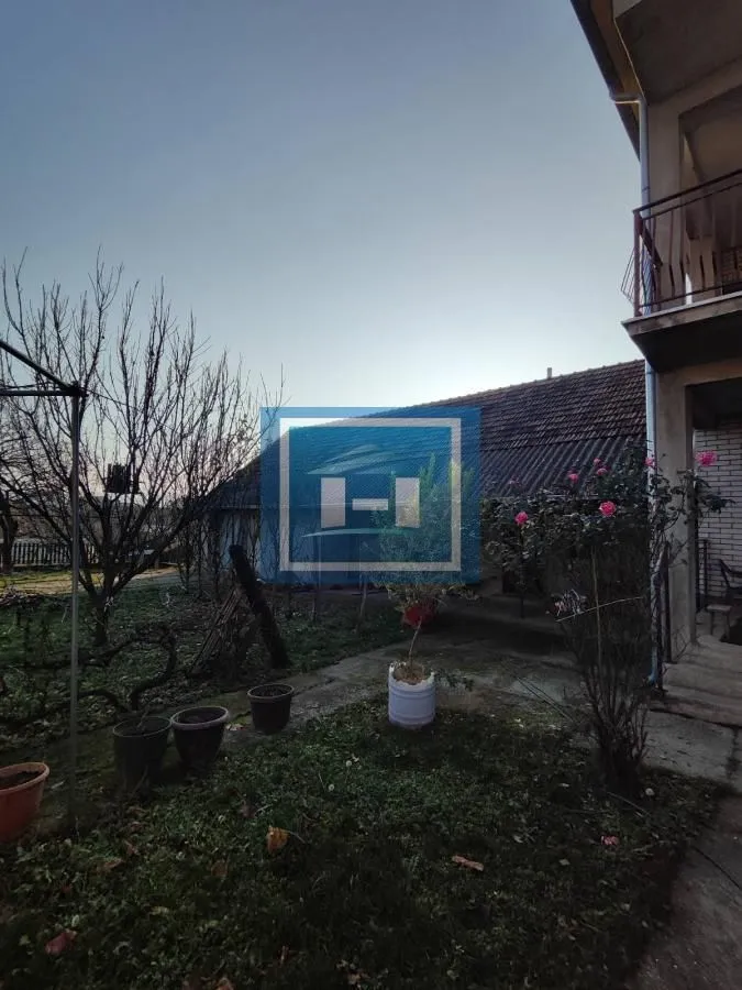 Prodaja, kuća, 200m², Dragocvet, Jagodina