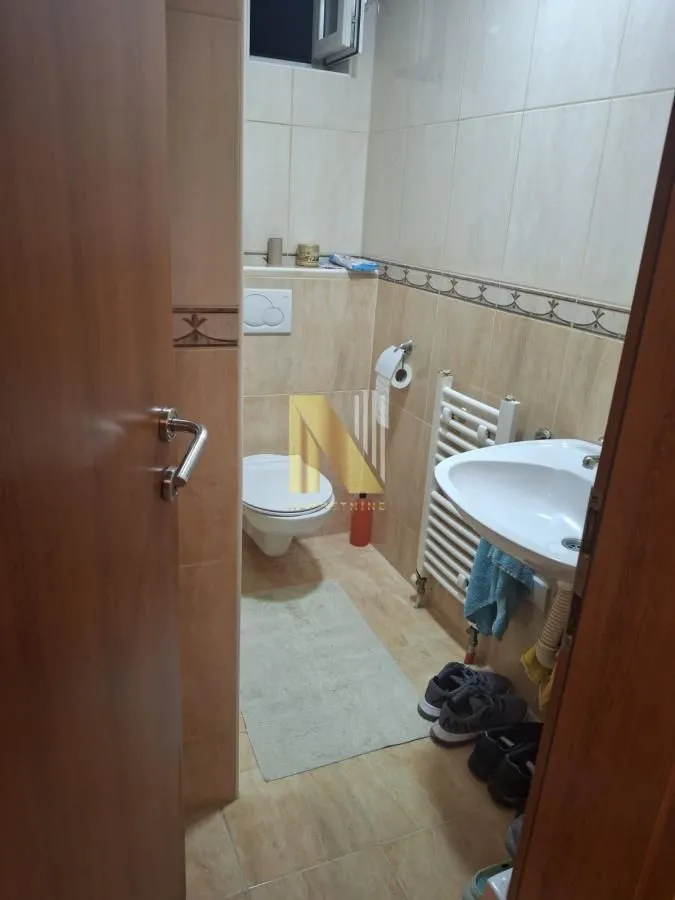 Prodaja, trosoban stan, 93m², Centar, Subotica