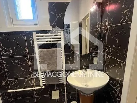 Rent, one bedroom apartment, 35m², Stari Grad, Beograd - image 7