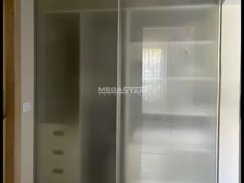 Rent, two bedroom apartment, 48m², Vračar Sve Podlokacije, Beograd - image 5