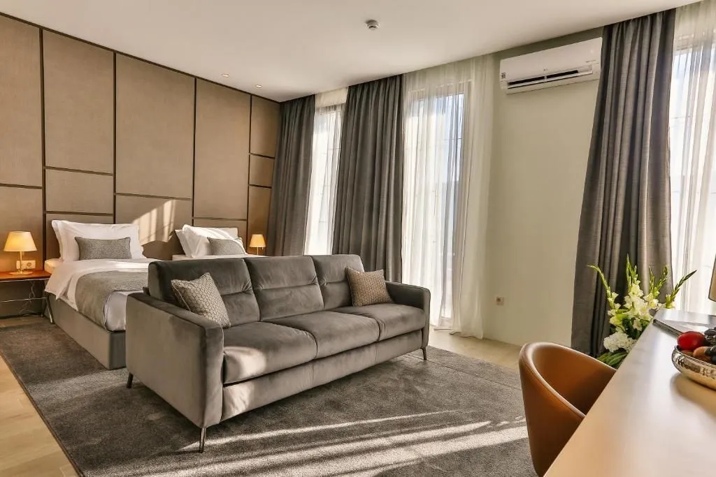 Prodaja, ugostiteljski objekat, 845m², Prijevor, Budva