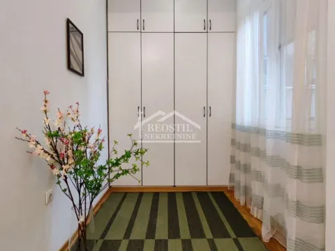Rent, one bedroom apartment, 35m², Savski Venac, Beograd - image 4