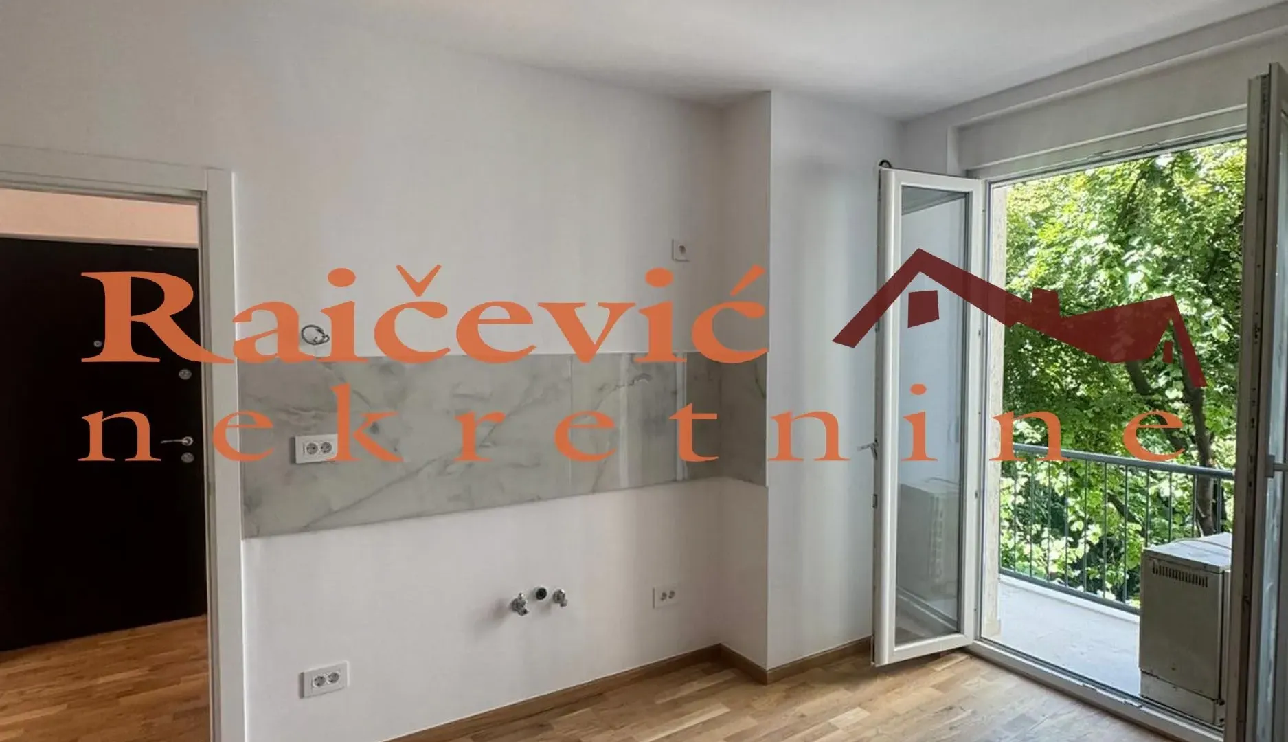 Prodaja, dvosoban stan, 45m², Centar, Požarevac