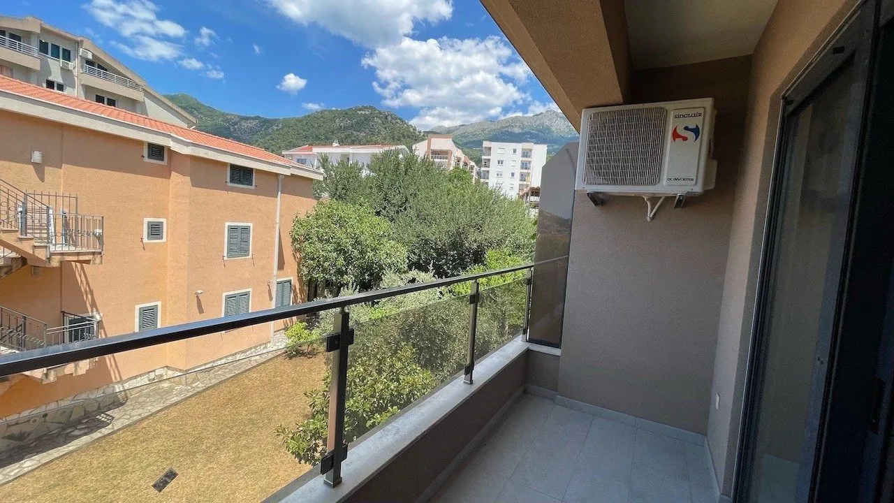 Sale, apartment, 53m², Lazi, Budva