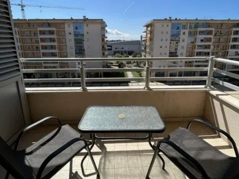 Izdavanje, jednosoban stan, 53m², City Kvart, Podgorica - image 2