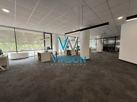 Izdavanje, poslovni prostor, 440m², Bulevar Oslobodjenja, Novi Sad Sve Podlokacije - image 13