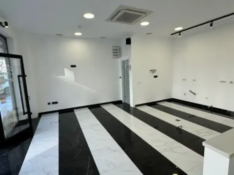 Izdavanje, poslovni prostor, 96m², City Kvart, Podgorica - image 3