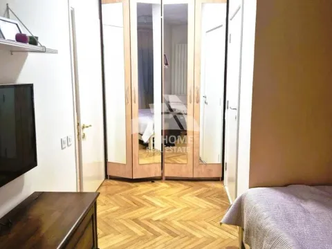 Izdavanje, trosoban stan, 84m², Vračar Hram, Vračar Sve Podlokacije - image 11