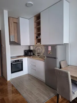 Izdavanje, garsonjera, 26m², Salajka, Novi Sad Sve Podlokacije - image 3