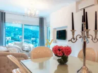 Prodaja, dvosoban stan, 63m², Bečići, Budva - image 2