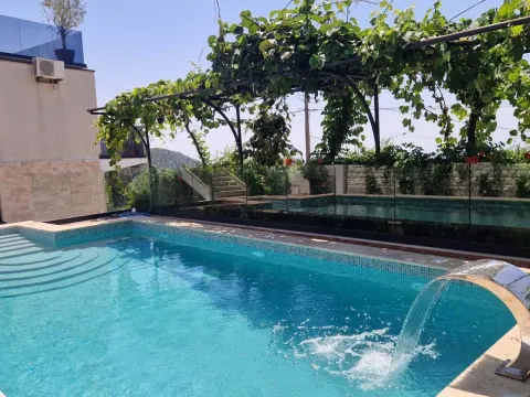 Prodaja, kuća, 300m², Budva, Crna Gora - image 9