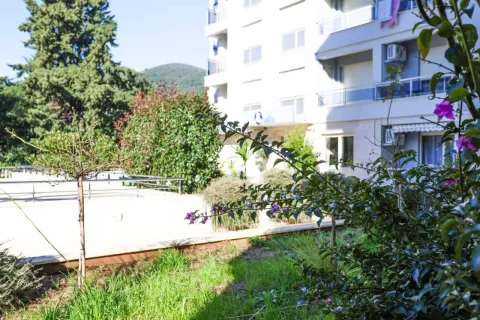 Sale, one bedroom apartment, 39m², Velji Vinogradi, Budva - image 8