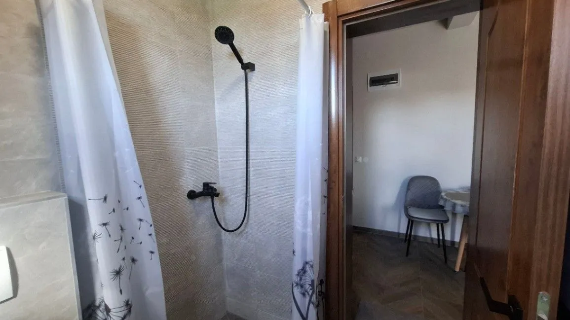 Izdavanje, garsonjera, 25m², Ilino, Bar
