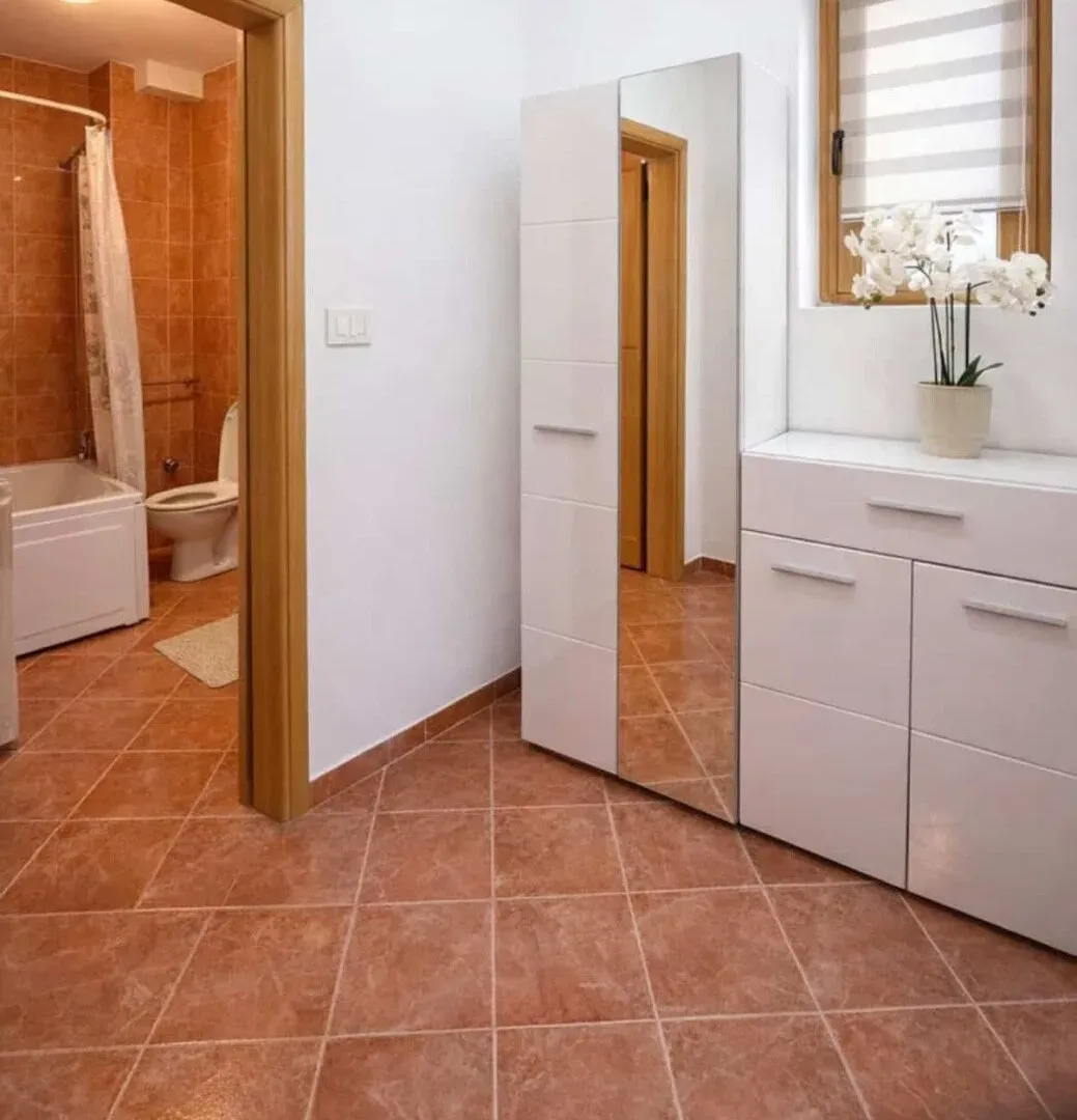 Rent, three bedroom apartment, 120m², Zabjelo, Podgorica