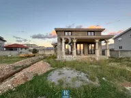 Sale, house, 192m², Kuće Rakića, Podgorica - image 1