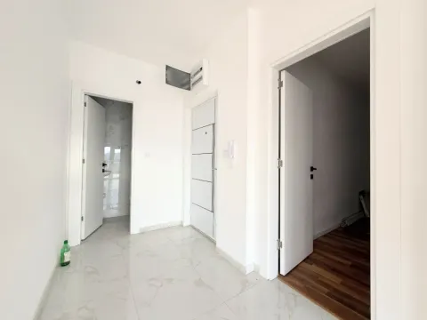 Prodaja, trosoban stan, 131m², Kruševac, Podgorica - image 9