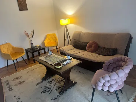 Izdavanje, stan, 56m², Podgorica, Crna Gora - image 1