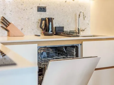 Sale, one bedroom apartment, 55m², Porto Montenegro, Tivat - image 7