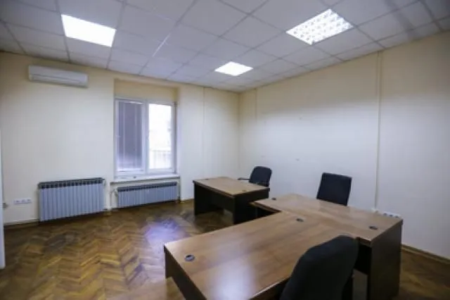 Izdavanje, poslovni prostor, 122m², Stari Grad, Beograd