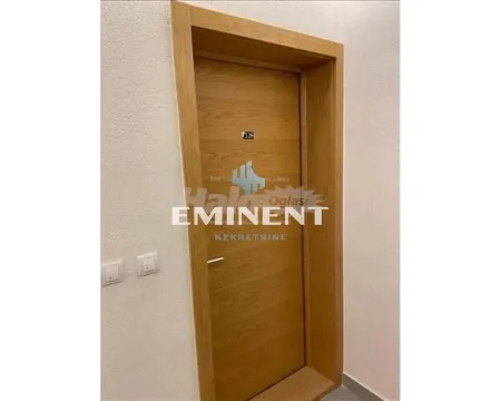 Izdavanje, trosoban stan, 70m², Novi Beograd Blok 65, Novi Beograd Sve Podlokacije - image 13