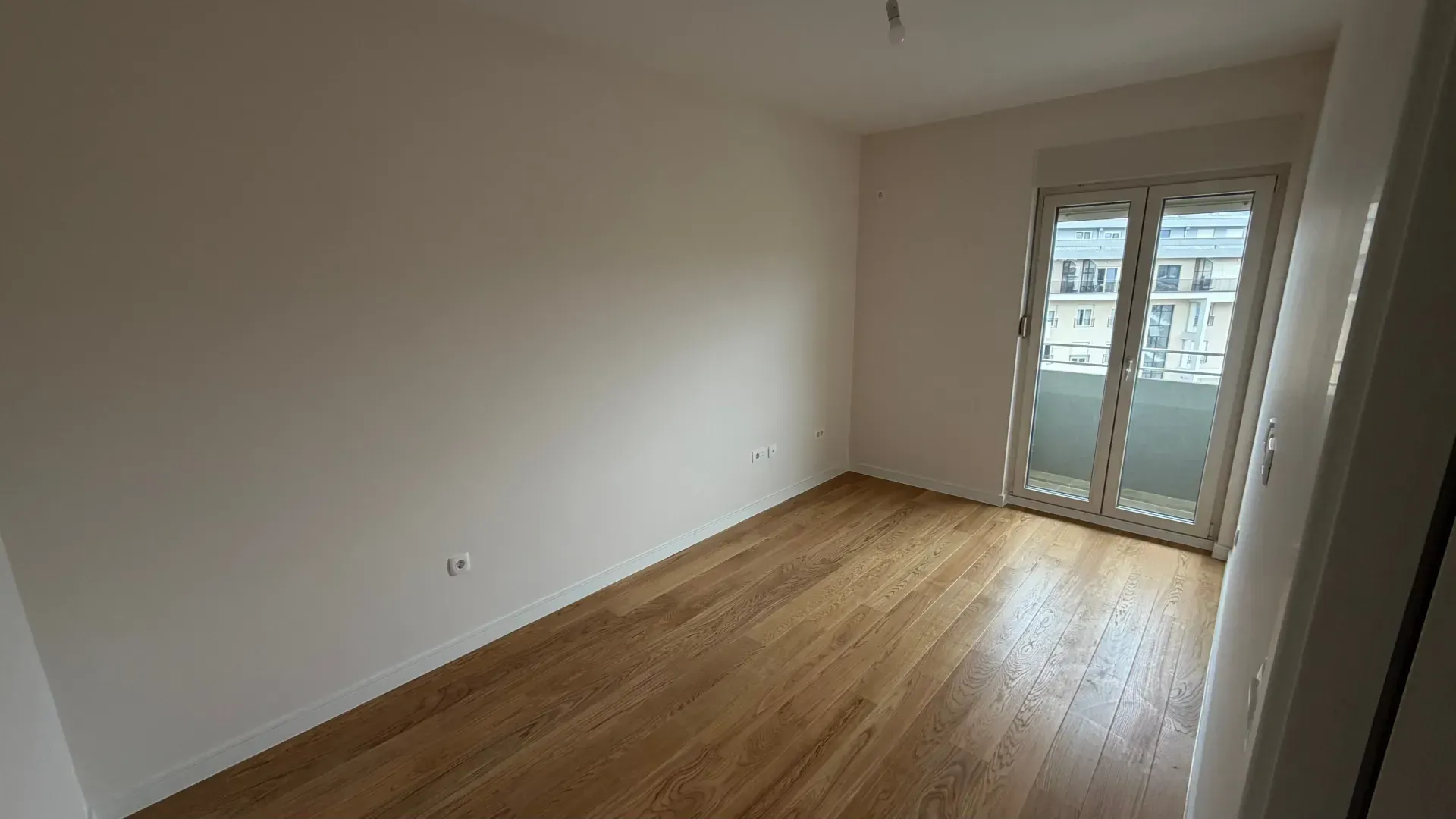 Prodaja, jednosoban stan, 40m², Central Point, Podgorica