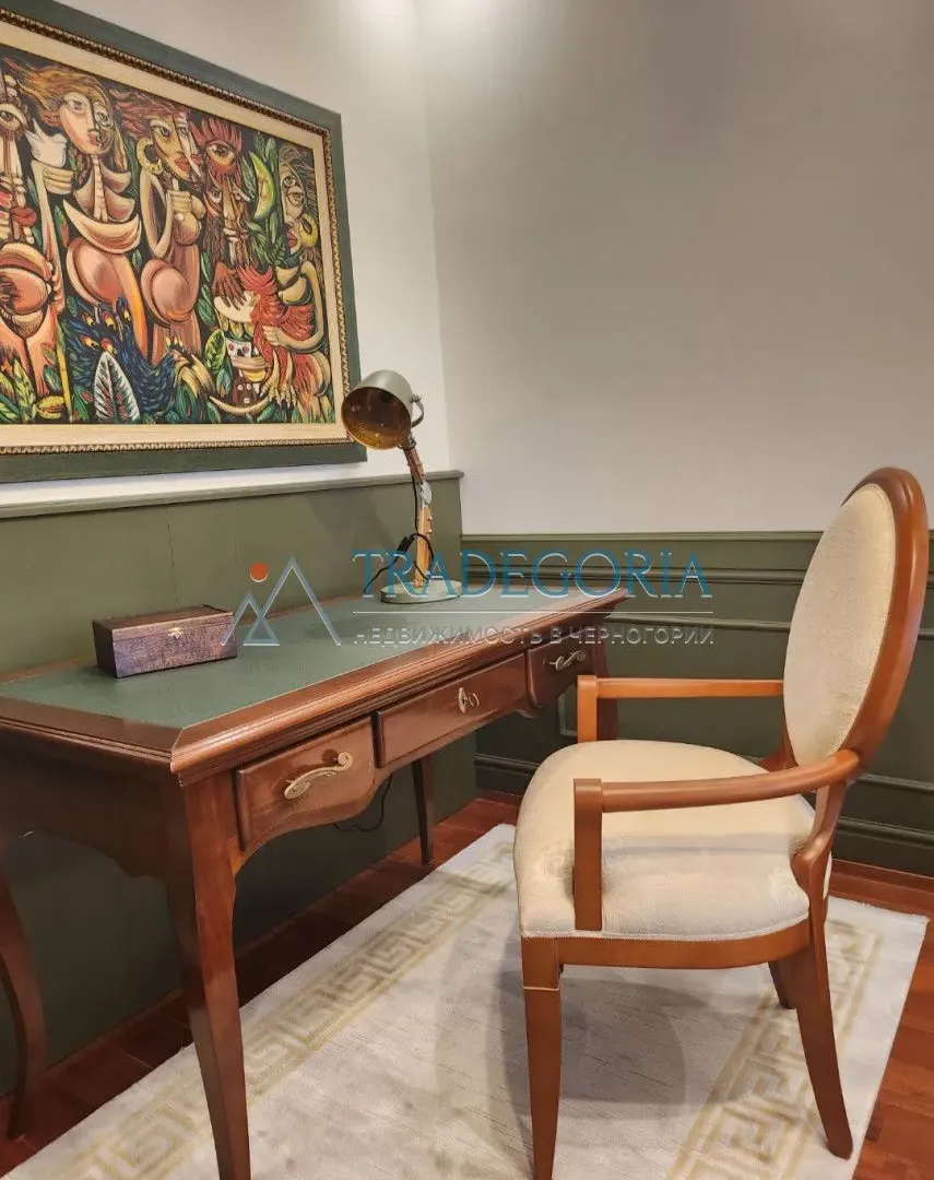 Prodaja, dvosoban stan, 104m², Bar, Crna Gora