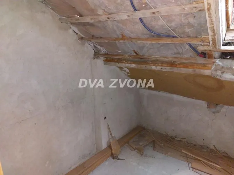 Prodaja, kuća, 400m², Sremska Kamenica, Petrovaradin