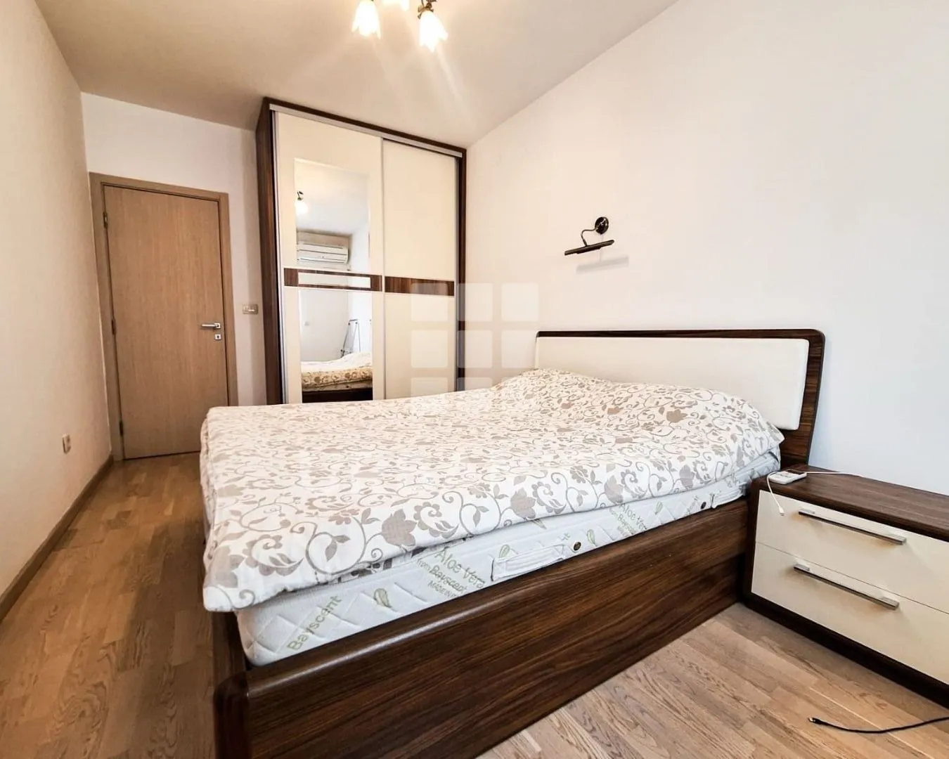 Izdavanje, dvosoban stan, 72m², City Kvart, Podgorica