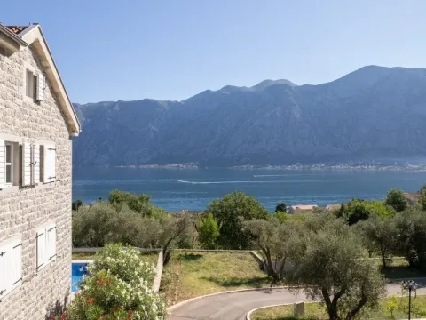 Sale, house, 800m², Prčanj, Kotor - image 14