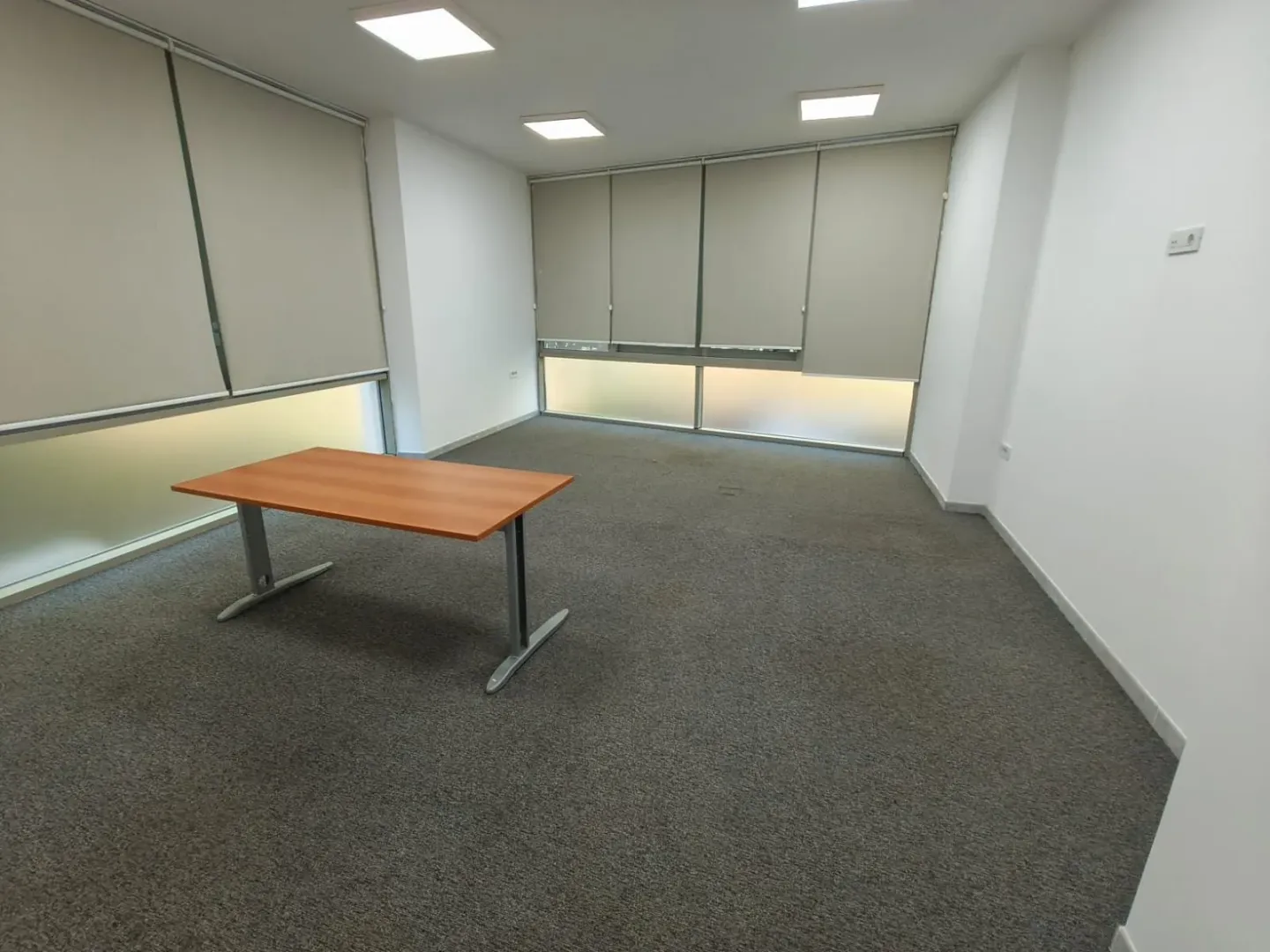 Rent, office space, 306m², Preko Morače, Podgorica