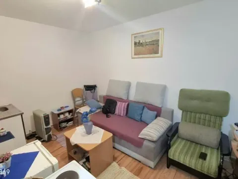 Prodaja, jednosoban stan, 17m², Zemun Novi Grad, Zemun Sve Podlokacije - image 2