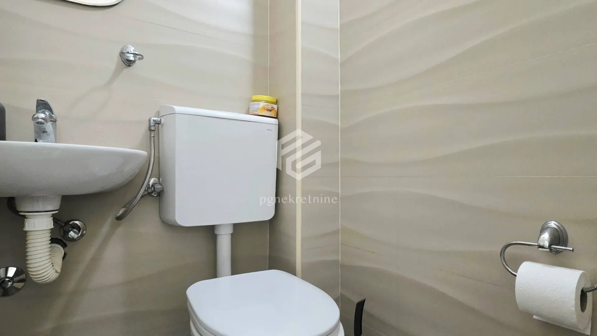 Rent, two bedroom apartment, 100m², Preko Morače, Podgorica
