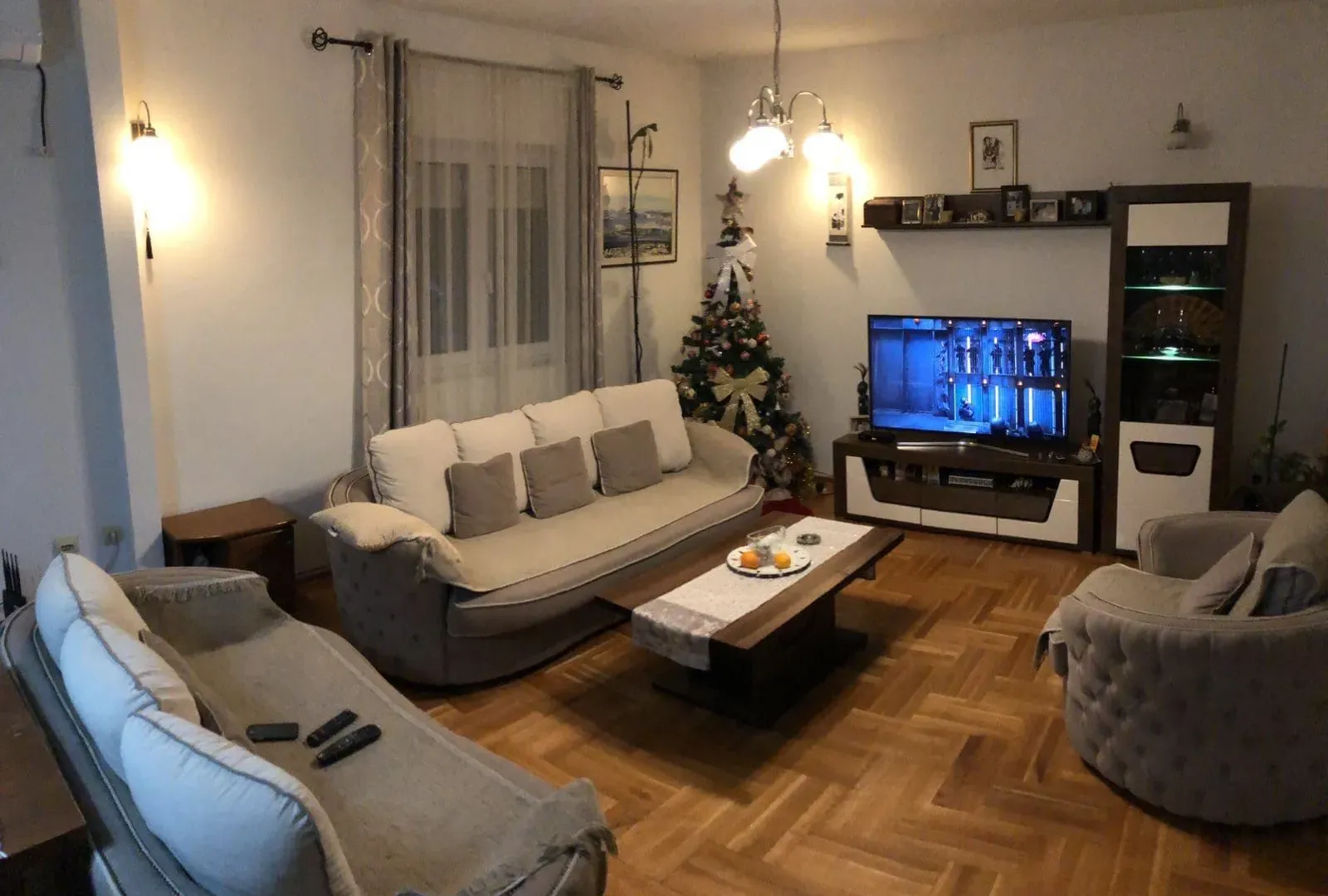 Rent, house, 350m², Donji Kokoti, Podgorica