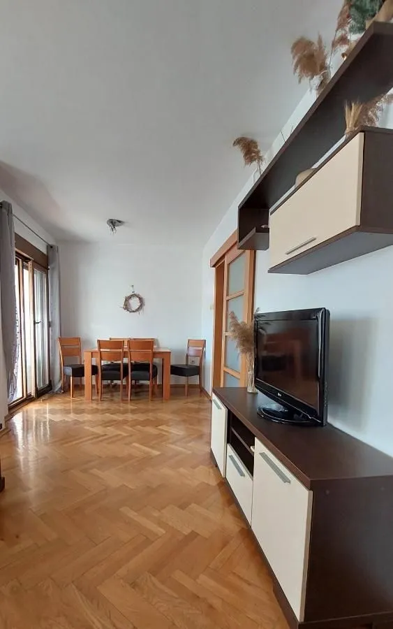 Rent, one bedroom apartment, 52m², Dalmatinska ulica, Podgorica