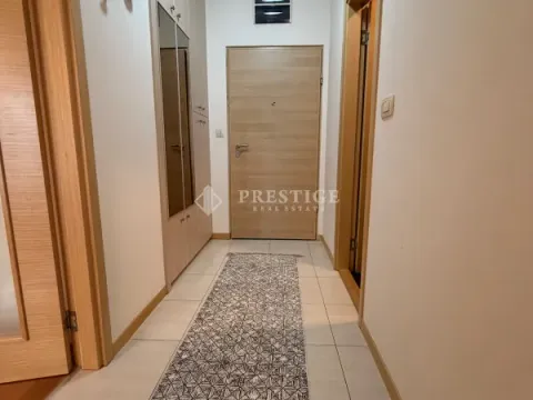 Izdavanje, jednosoban stan, 47m², Blok 6, Podgorica - image 9