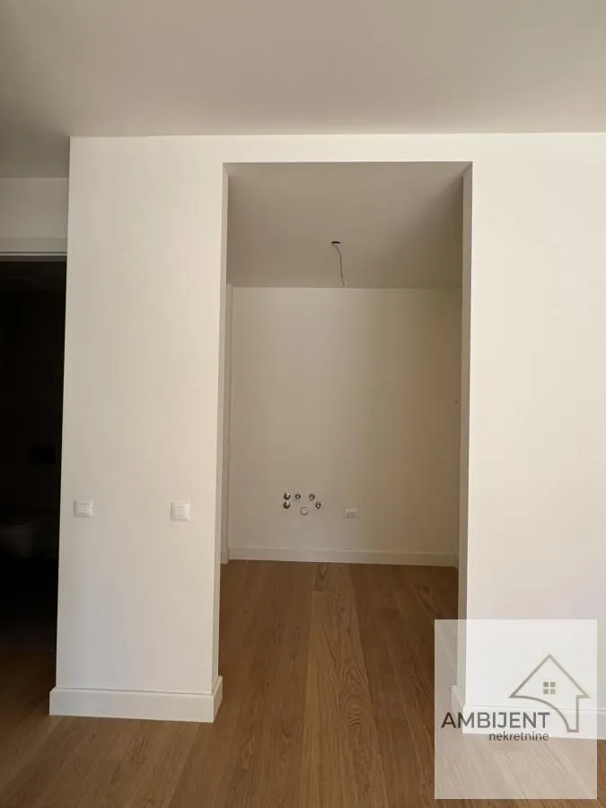 Prodaja, dvosoban stan, 55m², Novi Beograd Blok 64, Novi Beograd Sve Podlokacije
